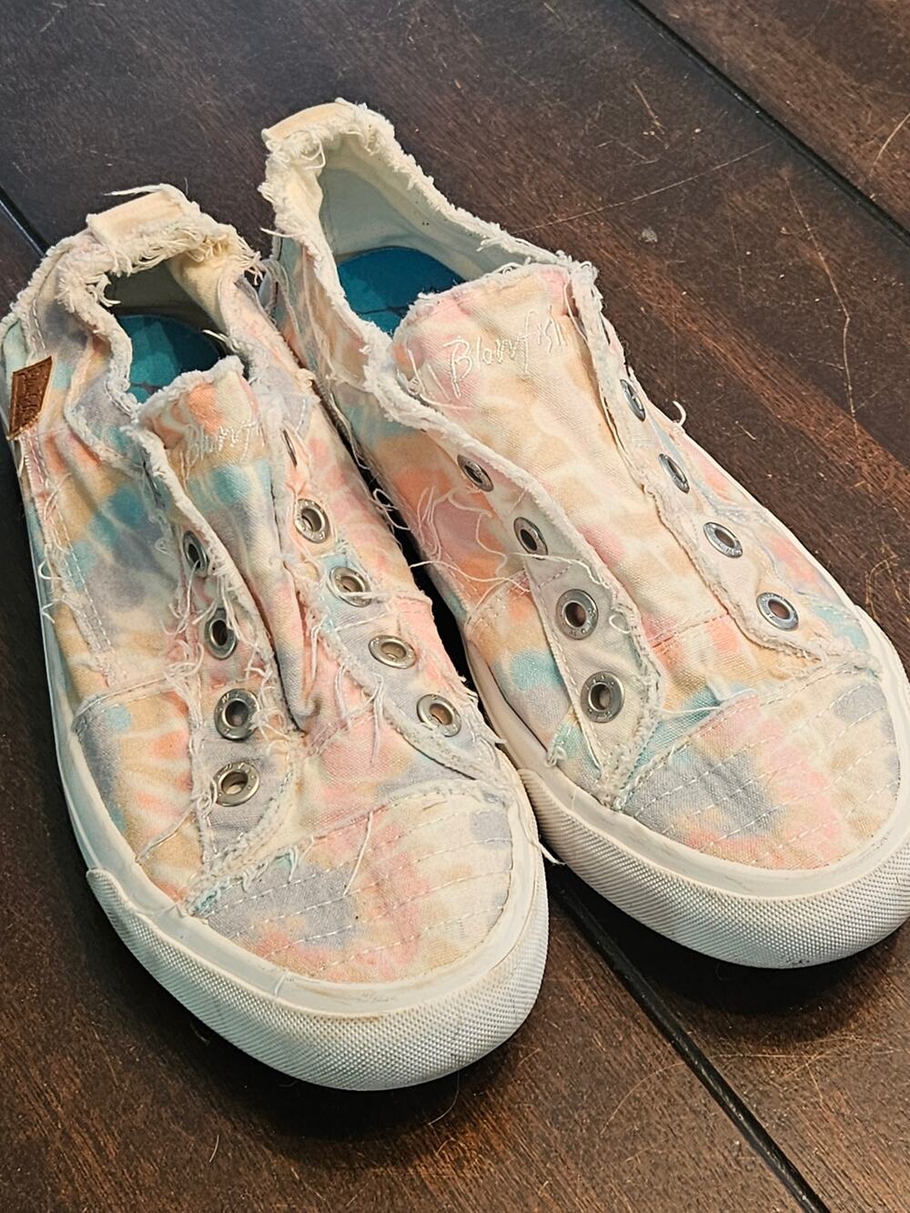 Blowfish Malibu Womens Babydoll Tie Dye Shoes Slip On Sz 9 Pink Blue Sneakers